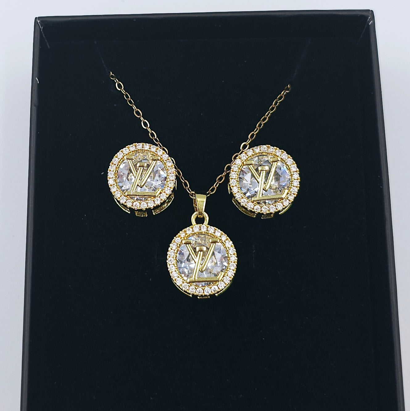 Gold LV Jewellery Set