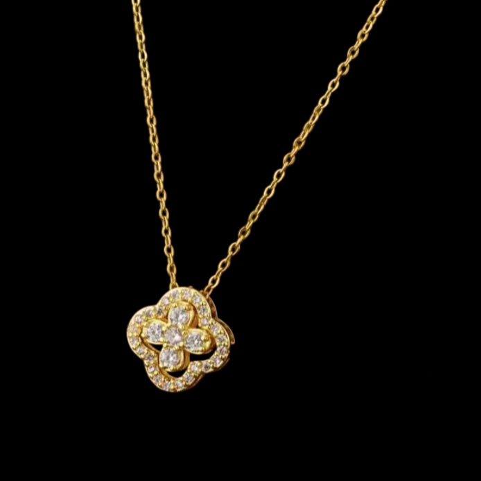 Aurora Clover Pendant Necklace