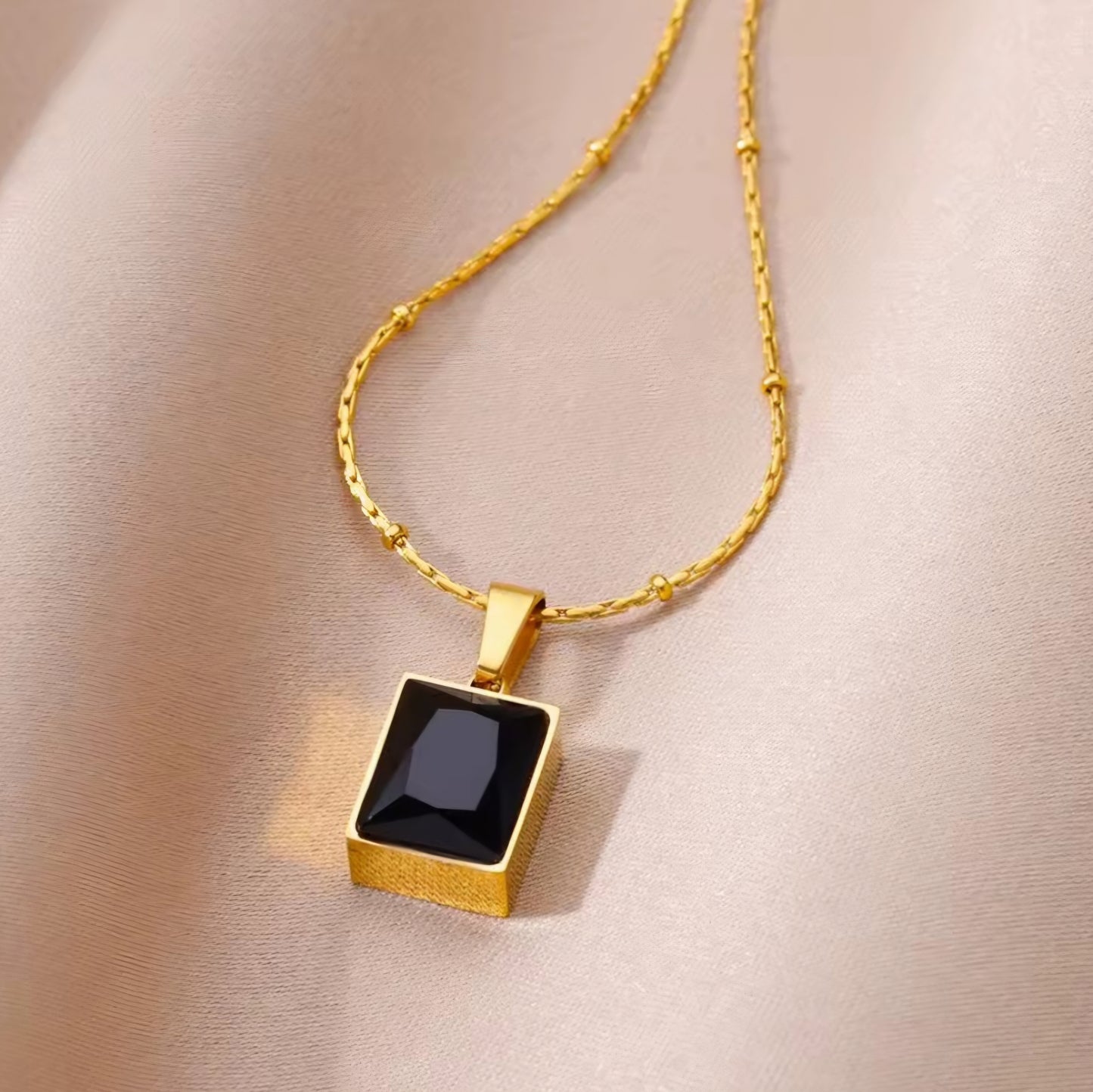 Lumière Gem Pendant Necklace
