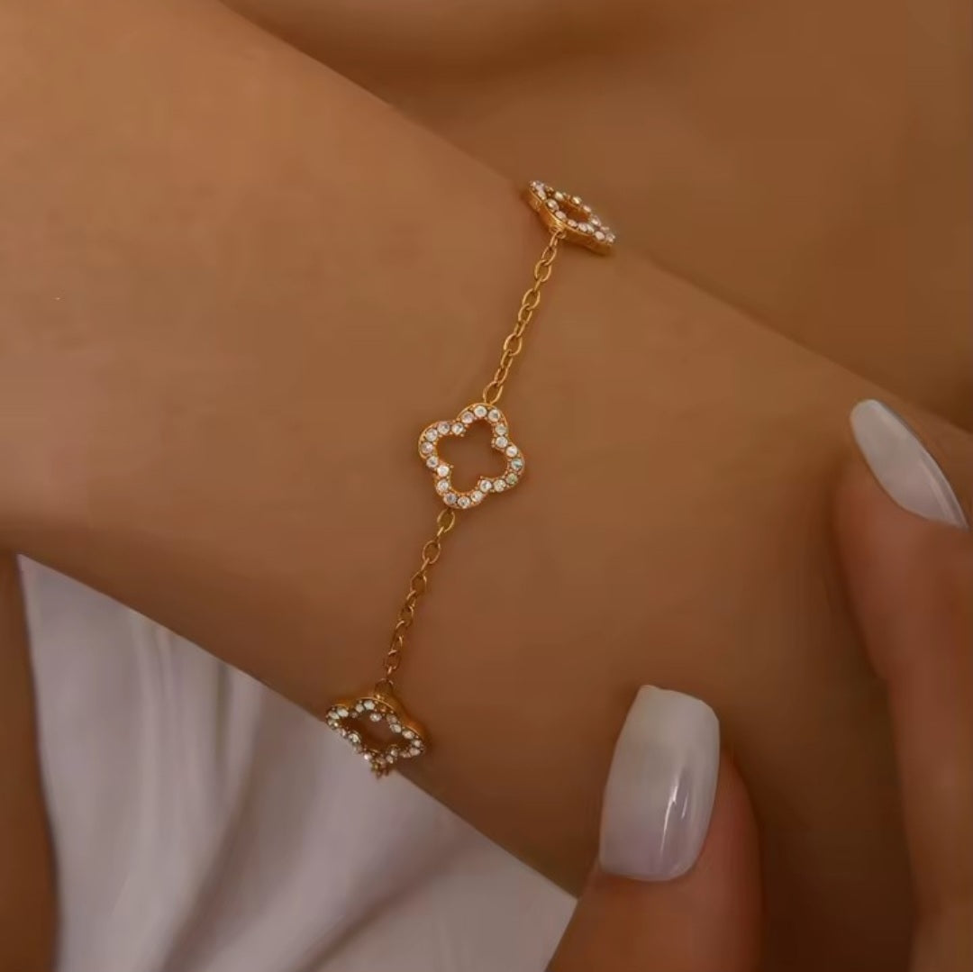 Elise Clover Bracelet