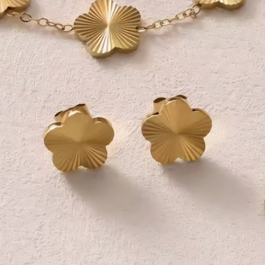 Soleil Clover Stud Earrings